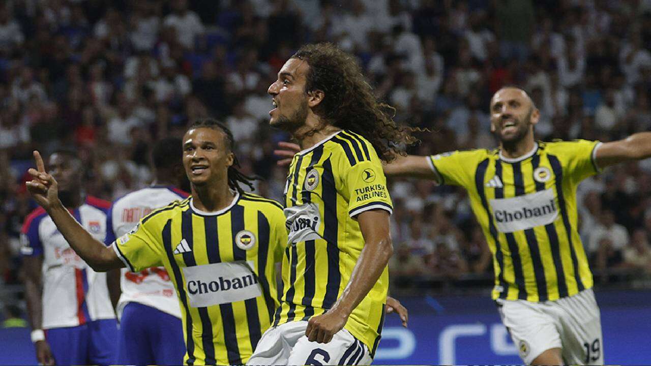 İsmail Kartal apar topar talimatı verdi: Fenerbahçe'den Mert Hakan Yandaş kararı! 3